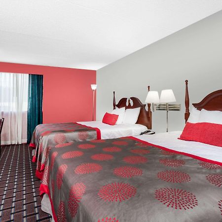 Ramada By Wyndham Henderson/Evansville Exterior photo